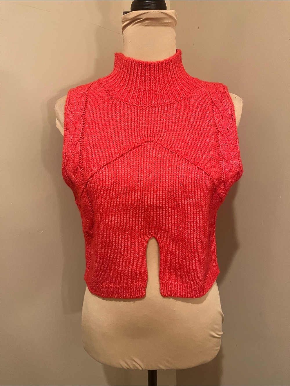 Le Lis Ribbed Sleeveless, Cropped Turtleneck Sweater in Vibrant Coral, Medium